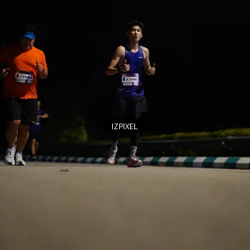 Runner Photo 7351266