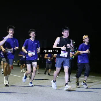Runner Photo 7351289