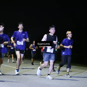 Runner Photo 7351290