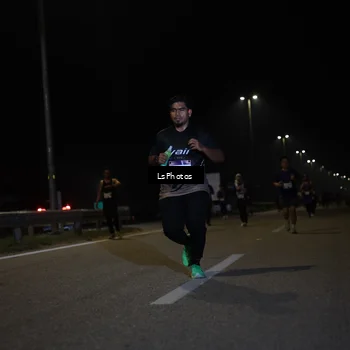 Runner Photo 7351301
