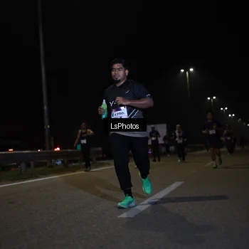 Runner Photo 7351317