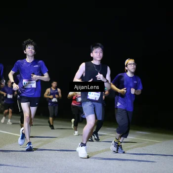 Runner Photo 7351325