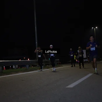 Runner Photo 7351343