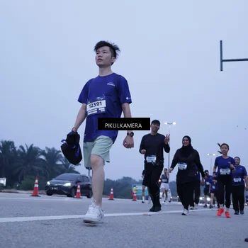 Runner Photo 7351354
