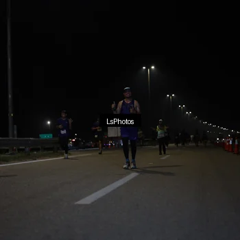 Runner Photo 7351357