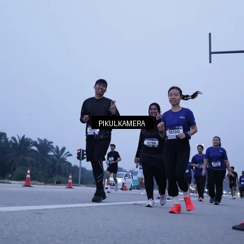 Runner Photo 7351381