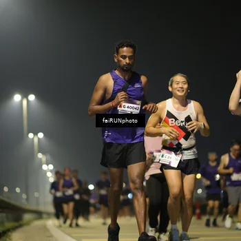 Runner Photo 7351404