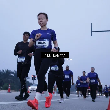 Runner Photo 7351425