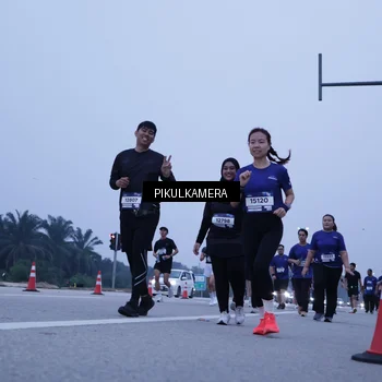 Runner Photo 7351426