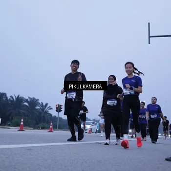 Runner Photo 7351427