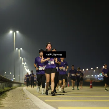 Runner Photo 7351442