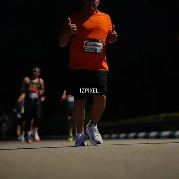 Runner Photo 7351446