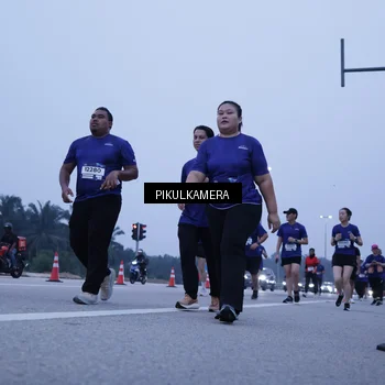 Runner Photo 7351480