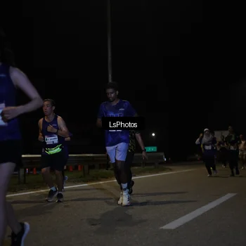Runner Photo 7351484