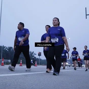 Runner Photo 7351488