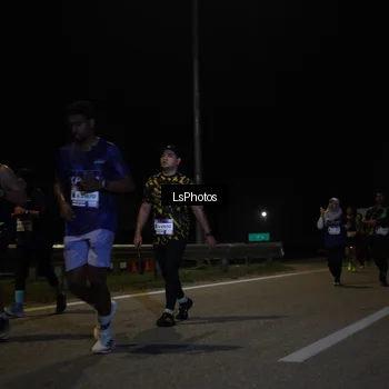 Runner Photo 7351490