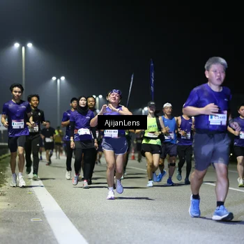 Runner Photo 7351503