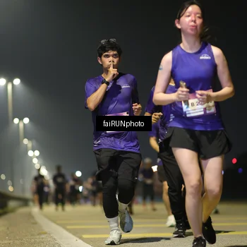 Runner Photo 7351505