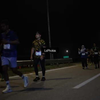 Runner Photo 7351513
