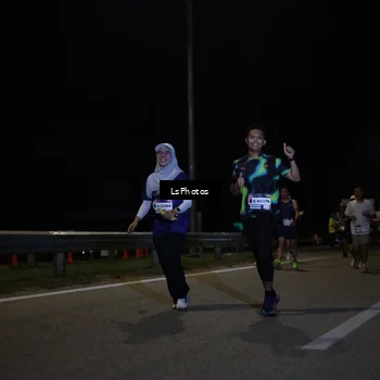 Runner Photo 7351516