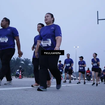Runner Photo 7351519