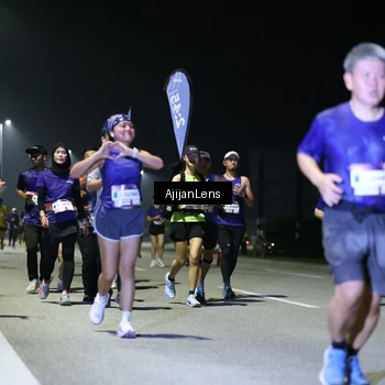 Runner Photo 7351545