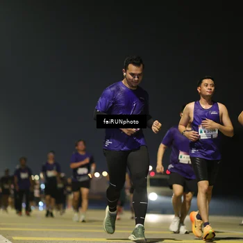 Runner Photo 7351549