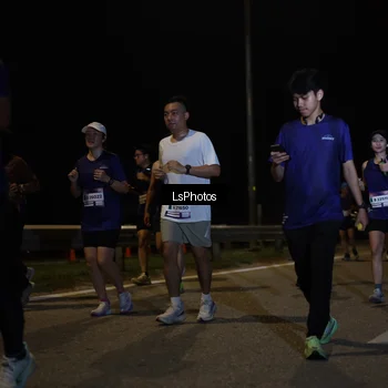 Runner Photo 7351559