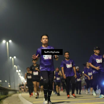 Runner Photo 7351566