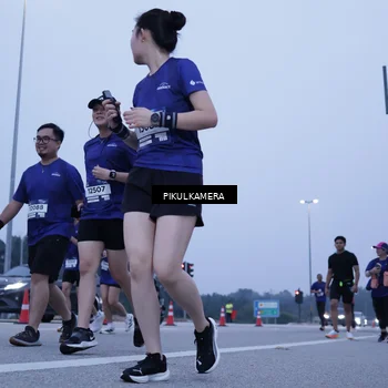 Runner Photo 7351570