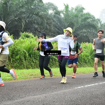Runner Photo 7351575
