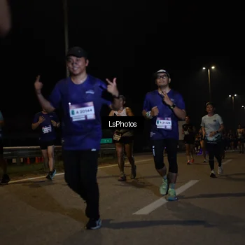 Runner Photo 7351590