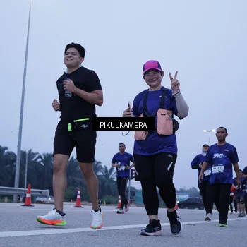 Runner Photo 7351602