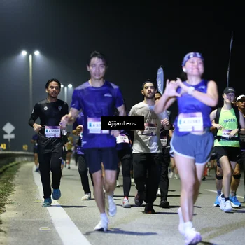 Runner Photo 7351632