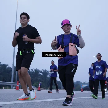 Runner Photo 7351633