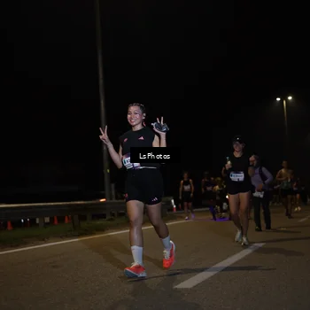 Runner Photo 7351635