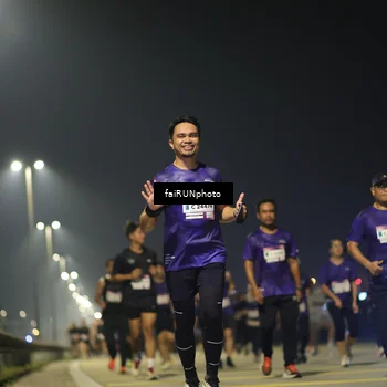 Runner Photo 7351657