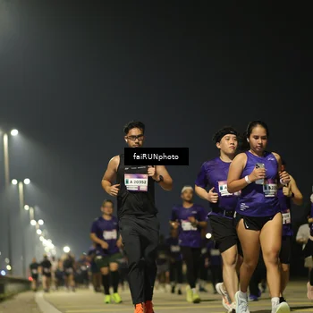 Runner Photo 7351671