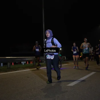 Runner Photo 7351672