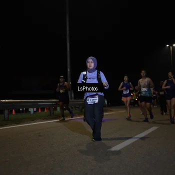 Runner Photo 7351678