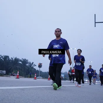 Runner Photo 7351684