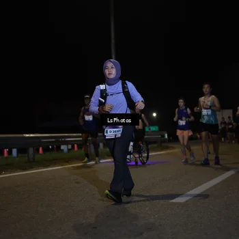 Runner Photo 7351701