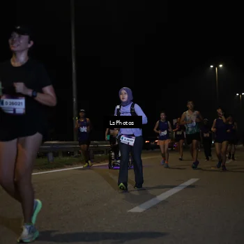 Runner Photo 7351702