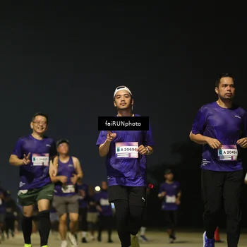 Runner Photo 7351709