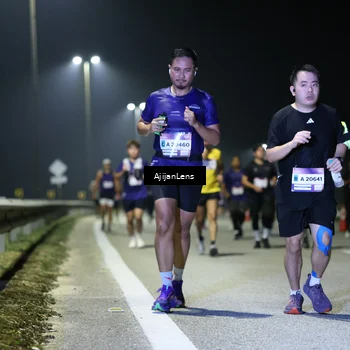 Runner Photo 7351710