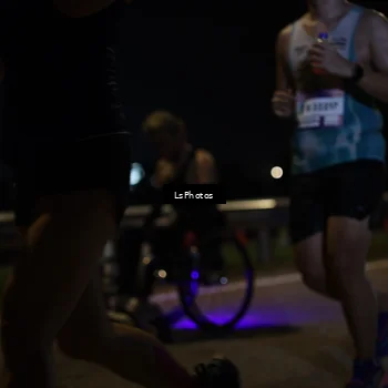 Runner Photo 7351715