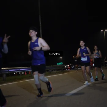 Runner Photo 7351735