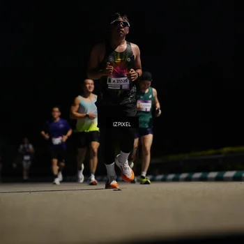 Runner Photo 7351742