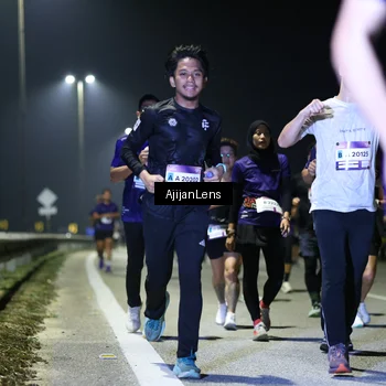 Runner Photo 7351749