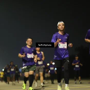 Runner Photo 7351751